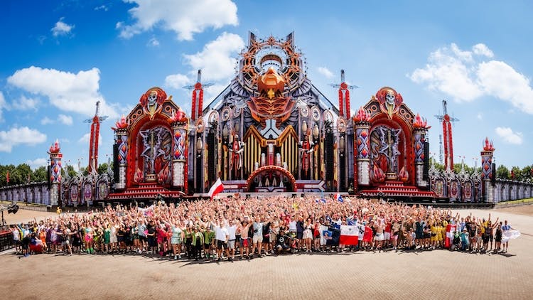 Defqon.1 2026: „Sacred Oath" – Das komplette Line-up ist da! Alle Acts, Stages & Specials im großen Überblick